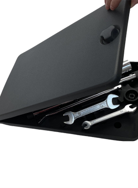 三菱猎豹帕杰罗V31V33黑金刚奇兵CS6维修尾门工具箱原配扳手盒子