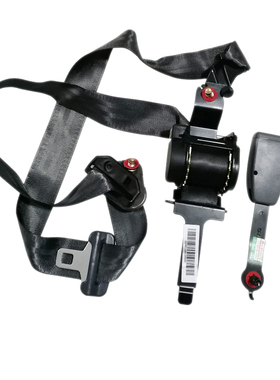 适配三菱猎豹V31V33 2030奇兵黑金刚座椅安全带插销插座6470