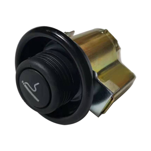 适用于三菱猎豹帕杰罗V31V33V43奇兵黑金刚点烟器2030车载点烟器