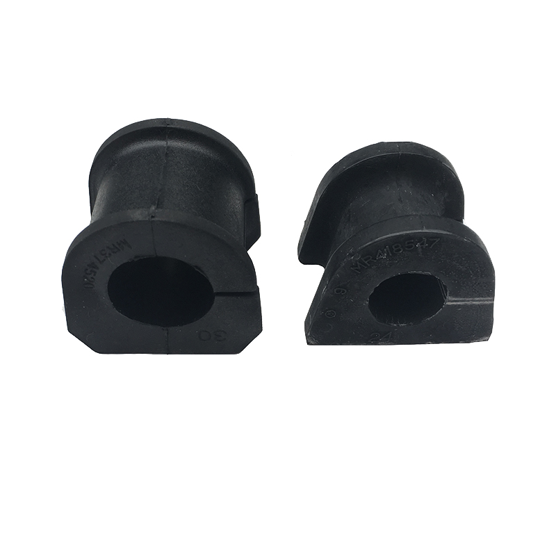 开口胶套平衡杆三菱帕杰罗V73V77