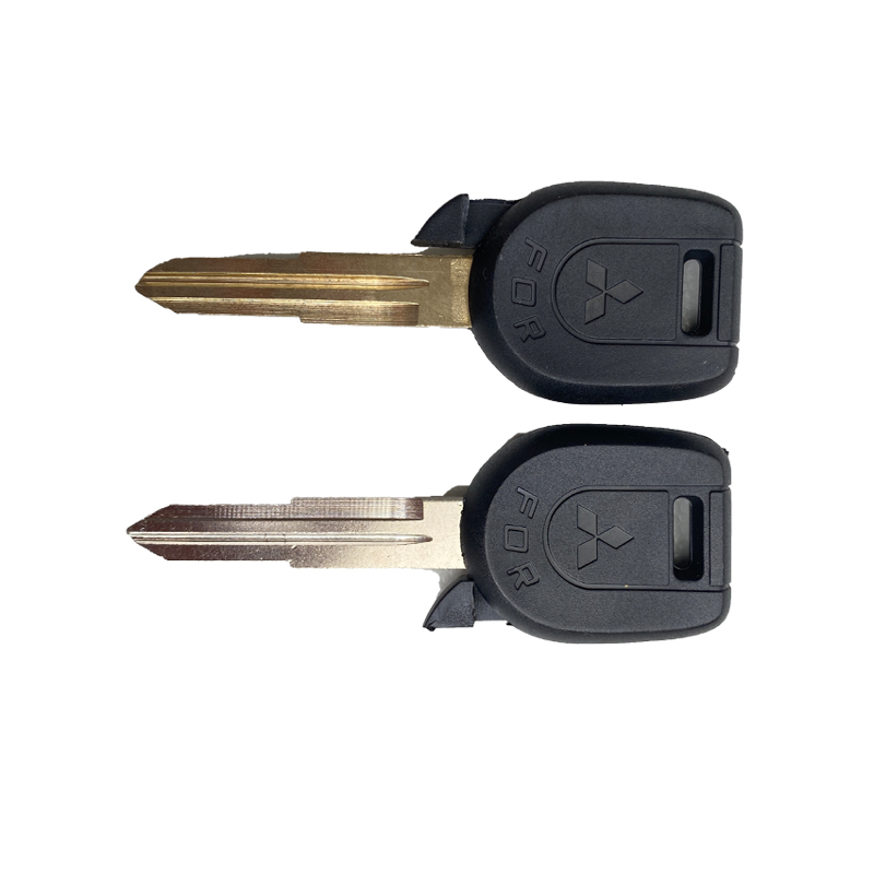 芯片直板钥匙三菱帕杰罗V73V77