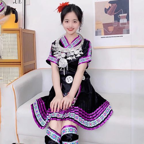 彝族壮族黎族云南少数民族演出服