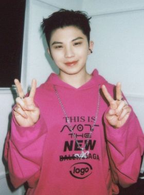 韩国男团SEVENTEEN李知勋同款毛衣链时尚百搭小众粉丝应援周边