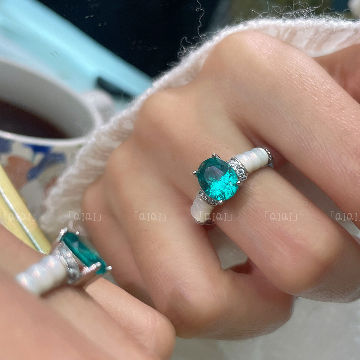 轻奢精致天然白贝戒指女麻花复古中古风海蓝宝石开口指戒高级感
