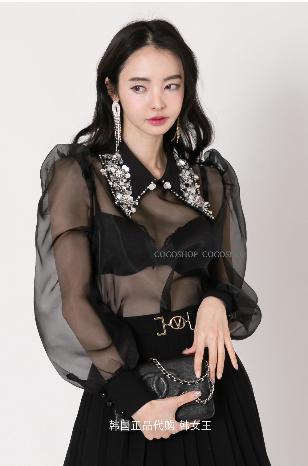 COCOSHOP韩国代购2024春款女装亮片锆石尖领透视套头衬衫打底上衣