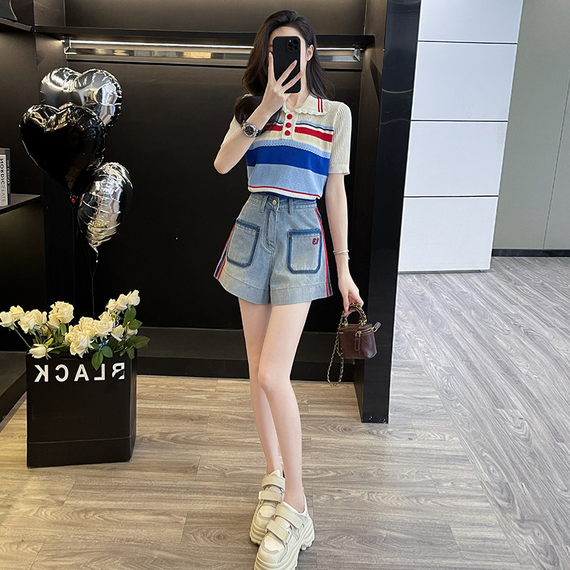 多巴胺时尚休闲套装女夏季条纹拼色针织衫牛仔短裤两件套减龄穿搭