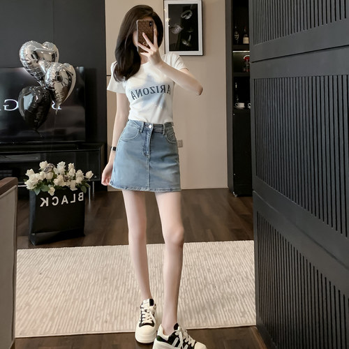 小个子时尚辣妹短袖短裙两件套