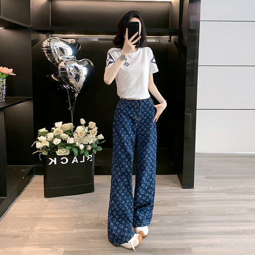 休闲运动套装女夏季白色短袖复古印花图案直筒牛仔裤穿搭两件套装
