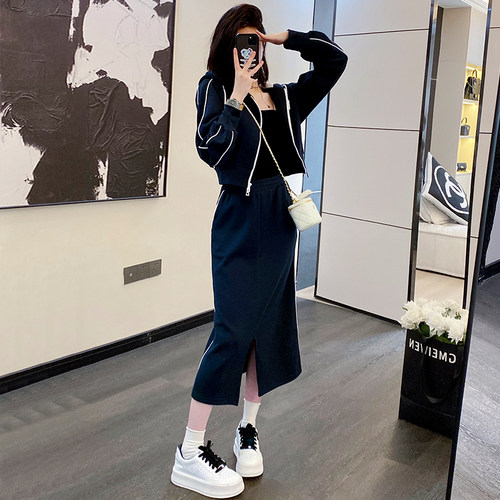 设计感休闲套装裙女春秋短款卫衣开叉半身裙两件套减龄穿搭一整套