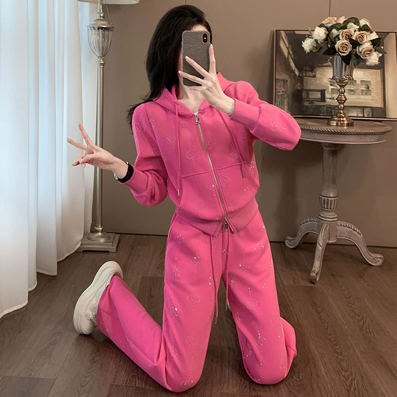 高级感粉色休闲套装女春秋季时尚减龄穿搭一整套烫钻设计感两件套