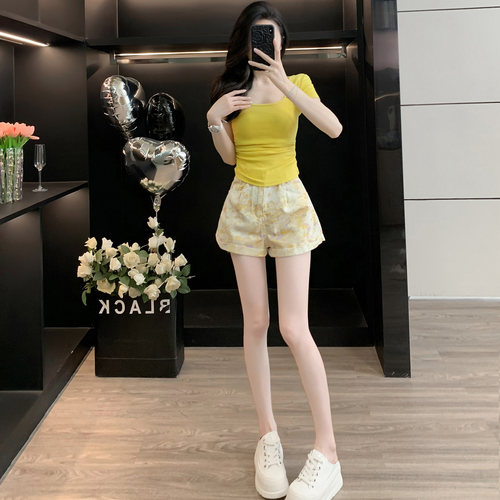 高级感巨好看的套装女夏蕾丝拼接低领短袖牛仔短裤减龄穿搭一整套