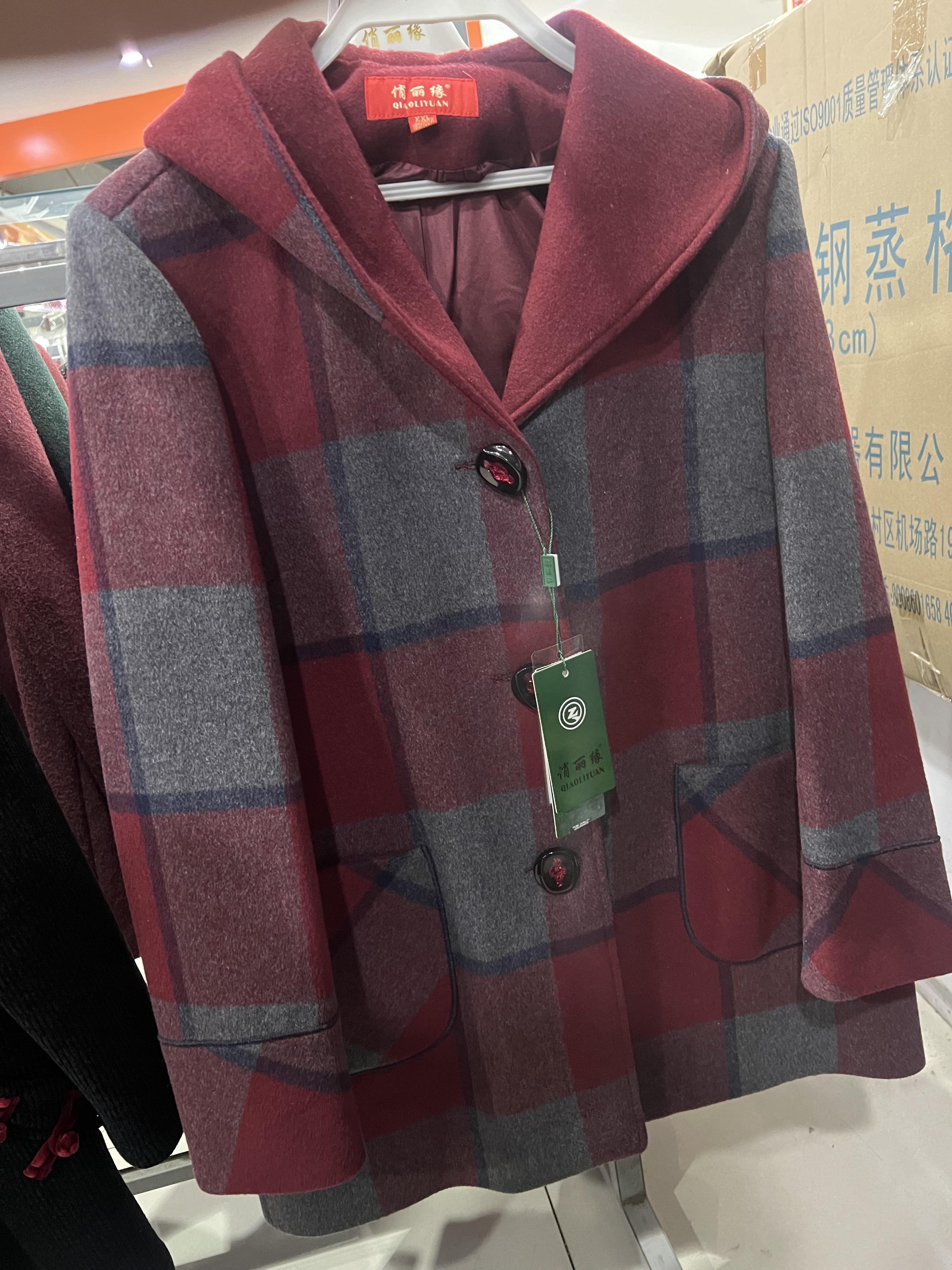 俏丽缘中老年秋冬连帽外套毛呢厚款红色格子上衣