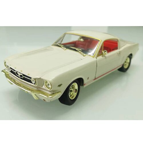 M2 1/24 福特 野马 Fastback 289 V8 1965 肌肉车 金色 特别版