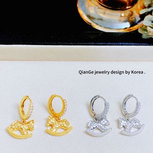 小红书同款仿黄金碎碎冰木马耳扣女款轻奢时尚百搭高级感耳饰