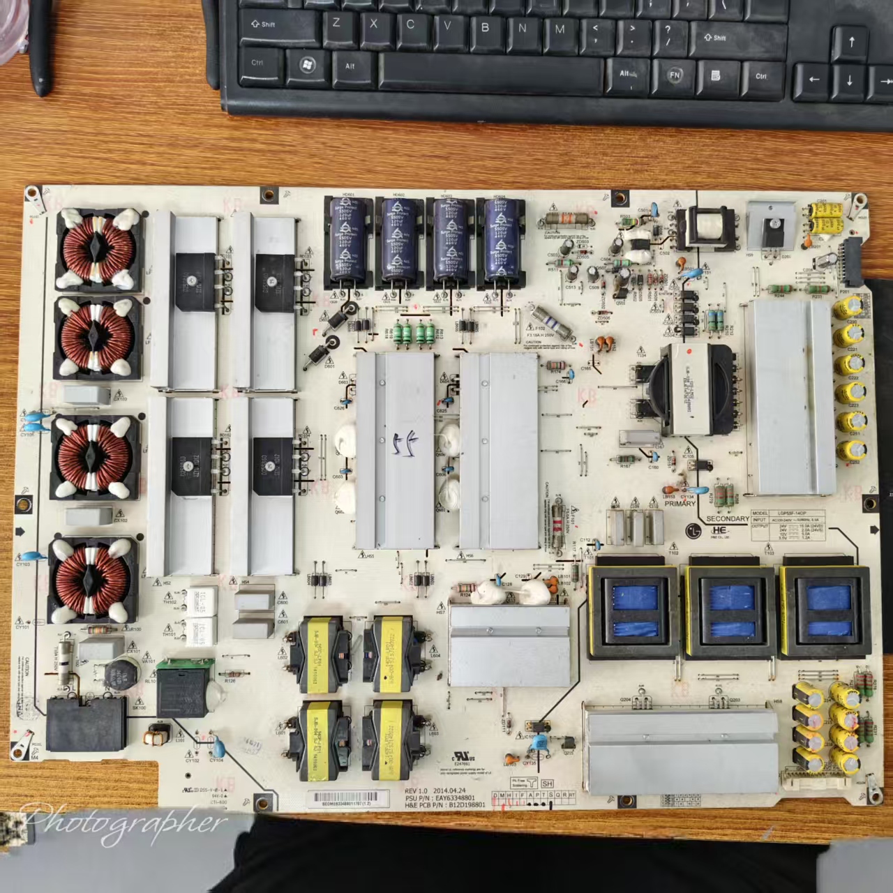 LG 55EC9300-CA电源板LGP55F-140P EAY63348801 B12D198801实物图