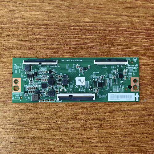 原装海信 55V1F-R 55E3G 55A52H电视逻辑板RSAG7.820.12581实物图