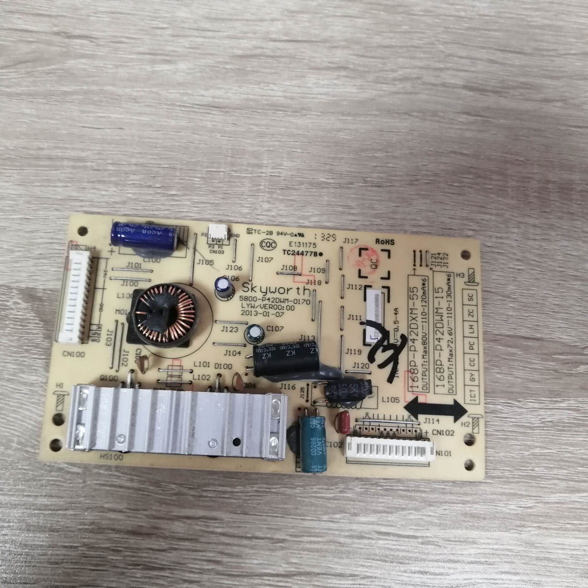 盛创维47E680F 恒流板5800-P42DWM-0170 168P-P420DXM-55/15测好