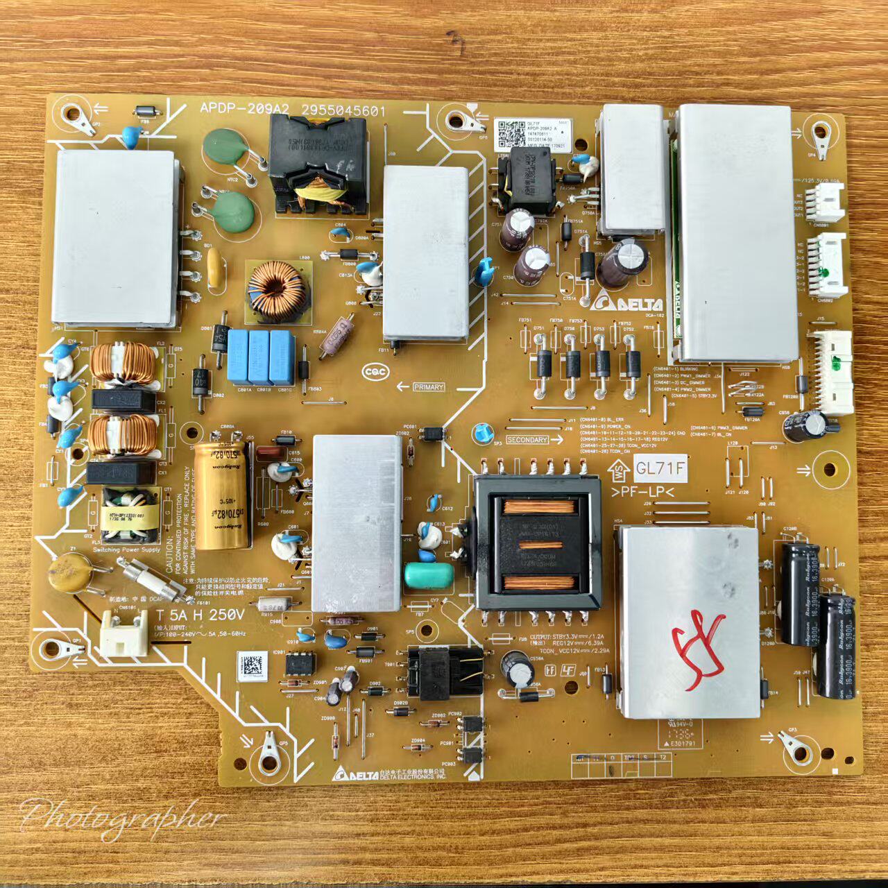 索尼KD-55X8000E电视电源板