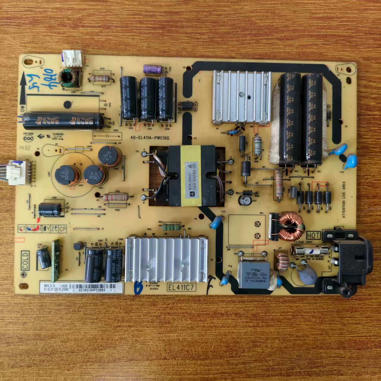 TCLD42E161L48F3700A电源板