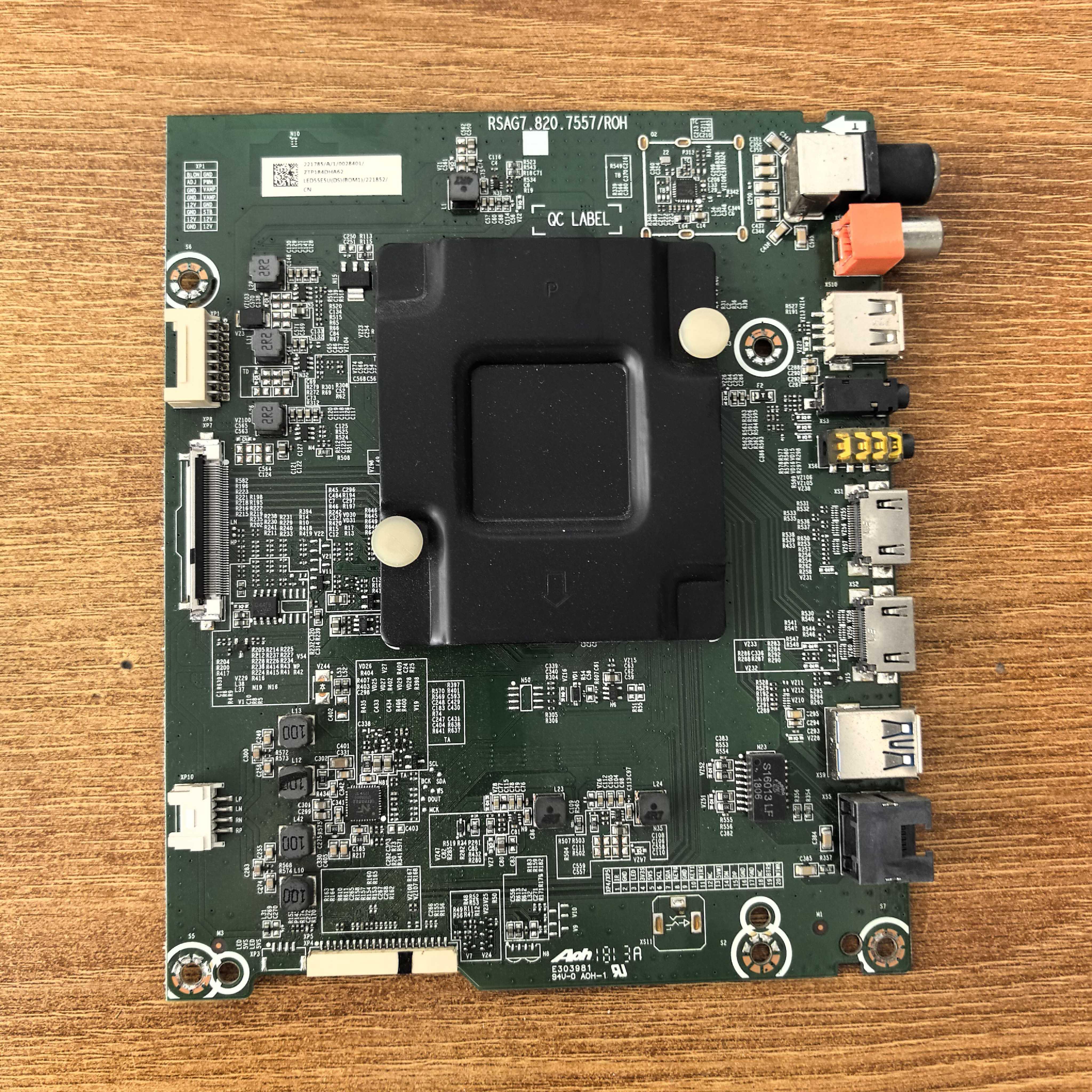 原装 海信 LED55E5U(BOM1)主板RSAG7.820.7557屏HD550K3U82实拍图