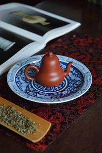 赏瓷论语蓝地凤盘子手工手绘
