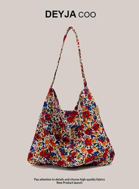 包包女2025秋冬新品章若楠同款斜挎包碎花帆布包懒庸风韩系单肩包