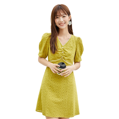 轩日珠珠短袖连衣裙女