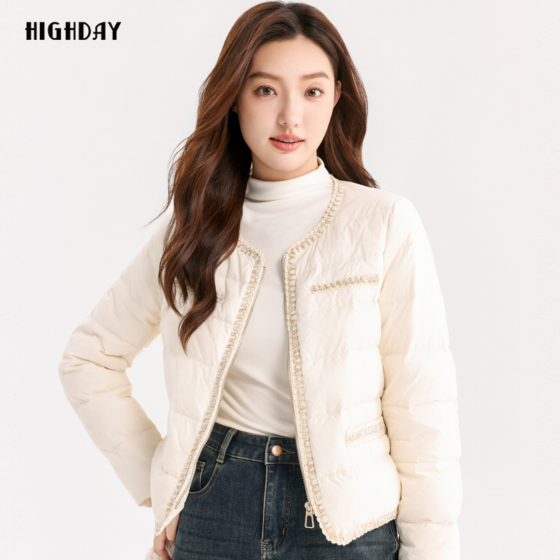 轩日圆领小香风羽绒服