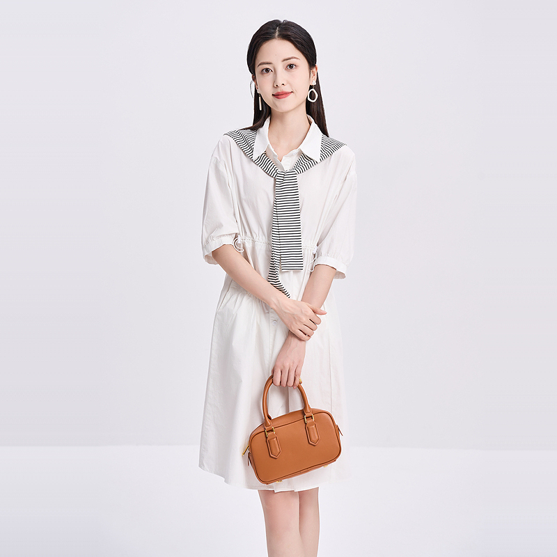 轩日白色纯棉气质衬衫裙