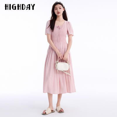 HIGHDAY轩日2026夏新款粉色方领收腰连衣裙女温柔风泡泡袖打揽