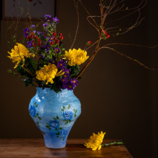 132 高27.5 2926 口18.5×17 肚23 大花瓶蓝色妖姬异形瓶