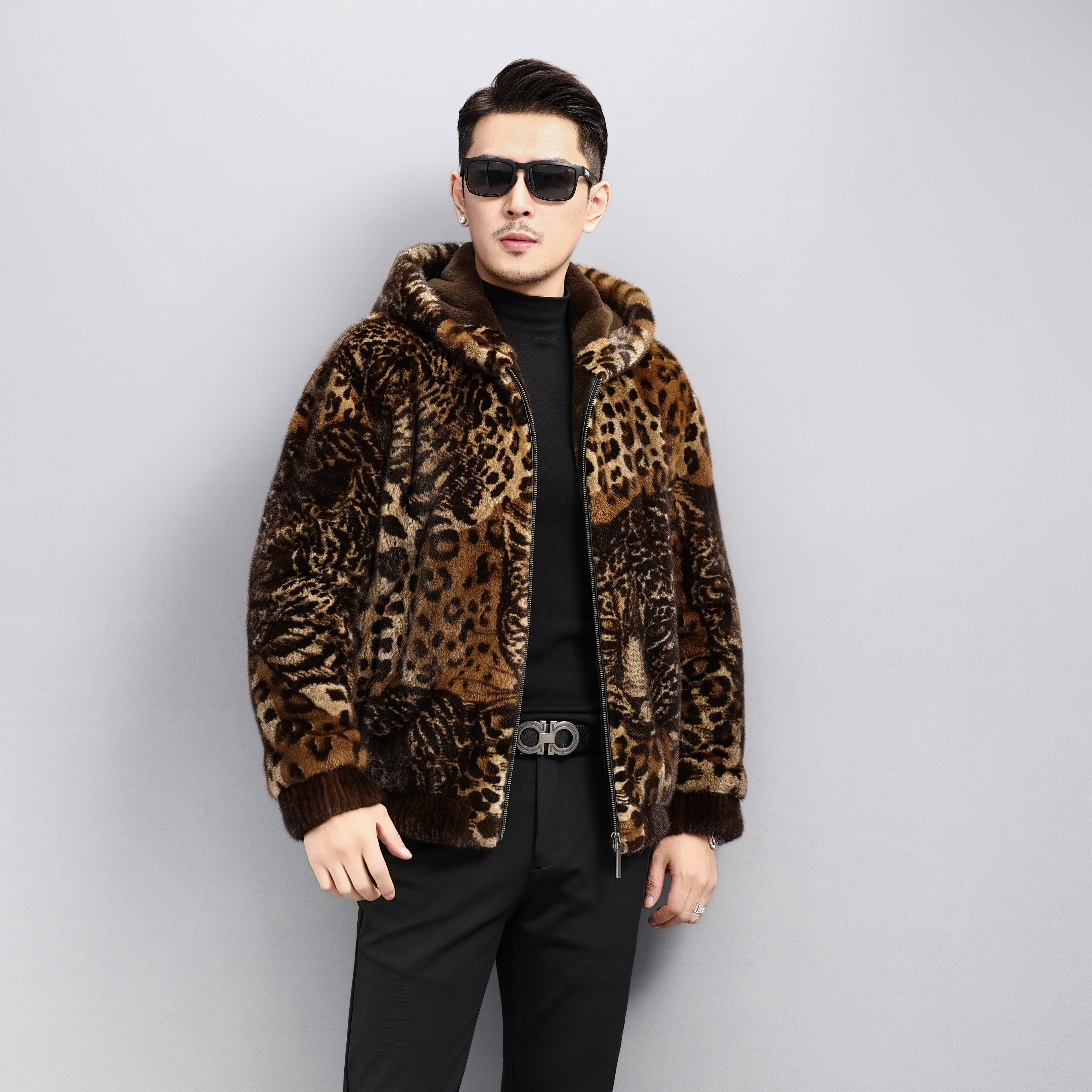 短款连帽水貂男士皮草皮毛一体