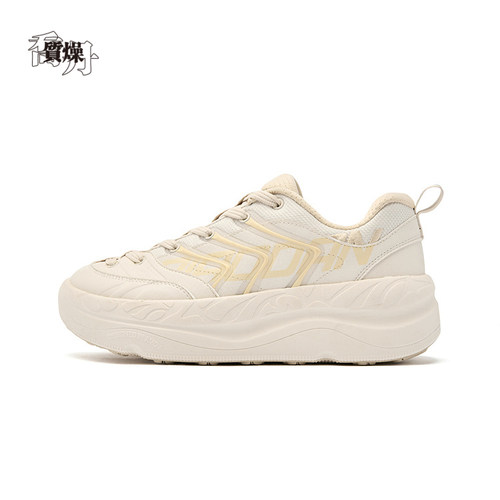 乔丹精灵熊休闲鞋女2025秋季革面轻便缓震厚底运动鞋QDL052244525