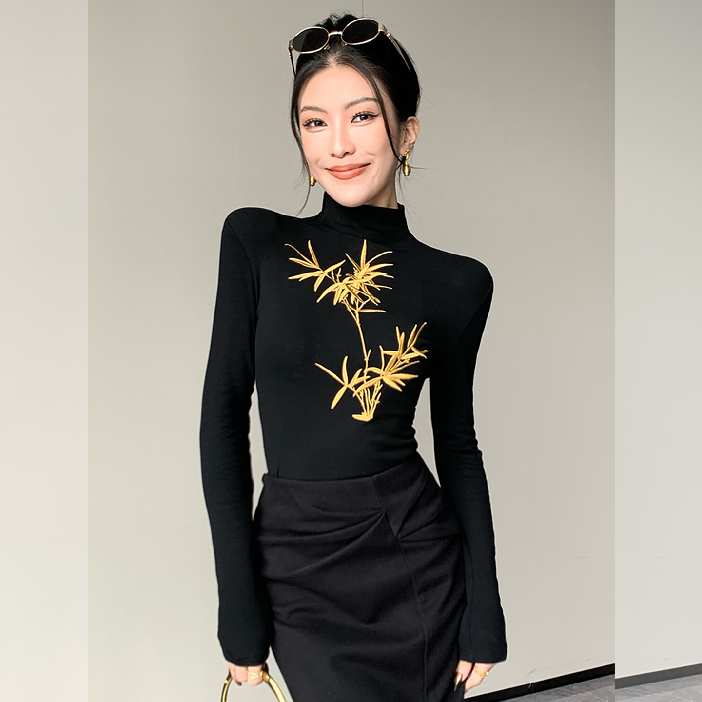 新中式国风金竹刺绣长袖t恤女2025新款秋季修身内搭打底衫上衣女