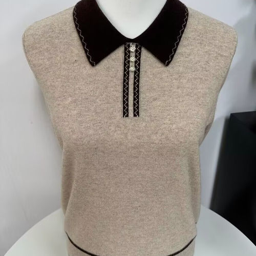 春秋薄款简约妈妈装上衣打底