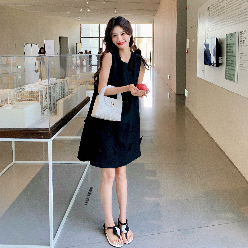 法式赫本风立体花朵连衣裙女2025夏季新款气质宽松显瘦无袖短裙子,女装连衣裙,浙宝139