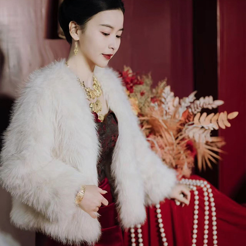 白色毛披肩外套女2025新款冬季水貂毛新娘结婚婚纱皮草加绒加厚款