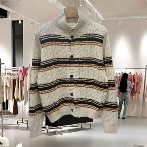 33081正版2025冬季款立领单排扣条纹麻花兔毛绵羊毛针织衫毛衣