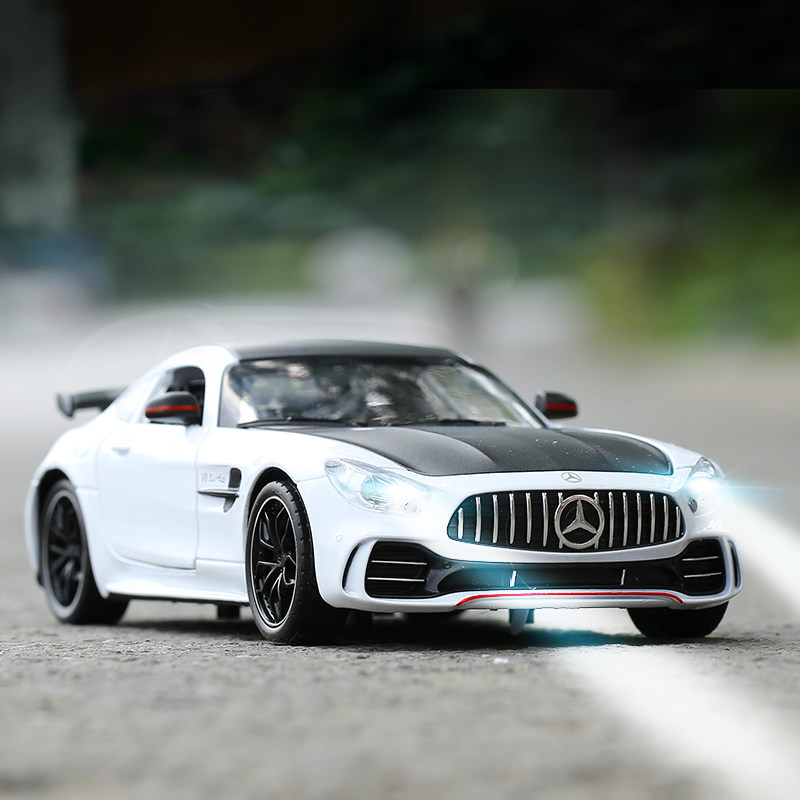 1/24奔驰amg合金汽车模型绿魔回力声光玩具车跑车赛车男孩金属大