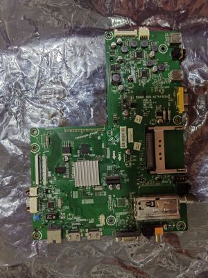 原装LED40K16P（BOM1）150590主板RSAG7.820.4174 屏LTA400HM08