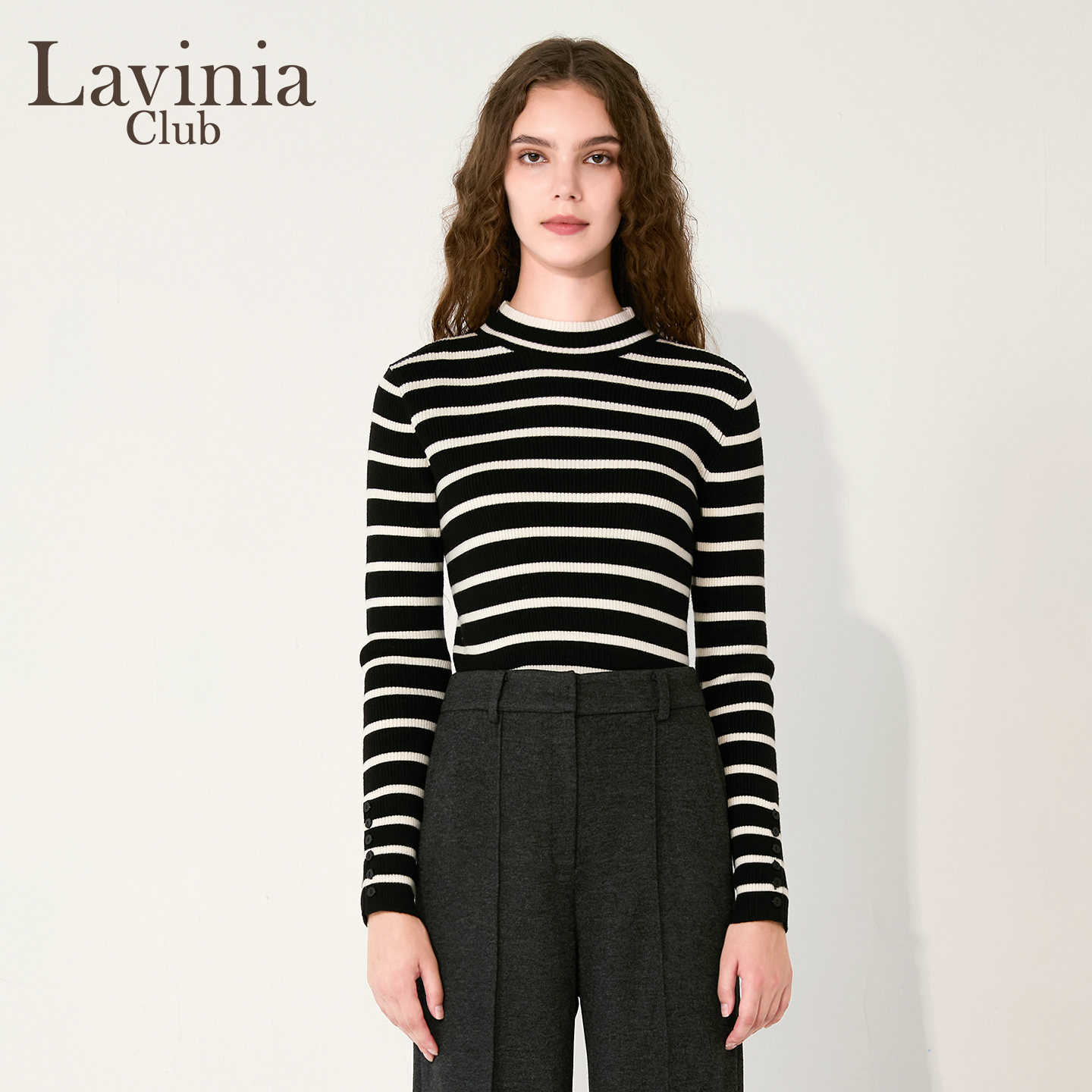 Lavinia2025秋冬新款黑白撞色半圆领羊毛混纺条纹针织衫女R47Z136