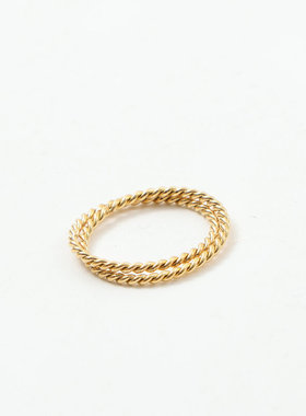 日韩时尚新款小巧精致双层麻花细戒指钛钢镀18K金指环OL风气质INS