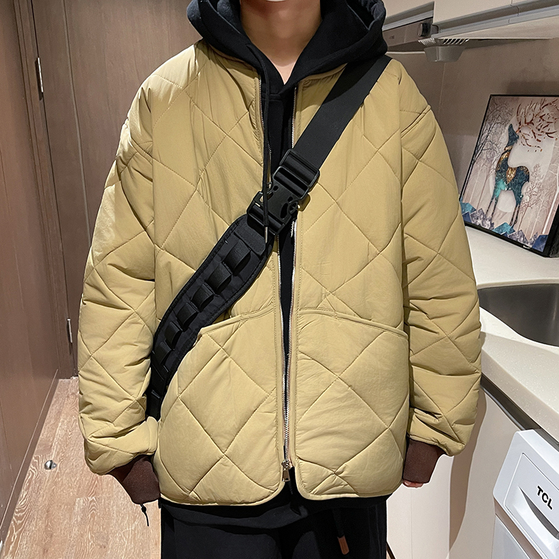 卡其色