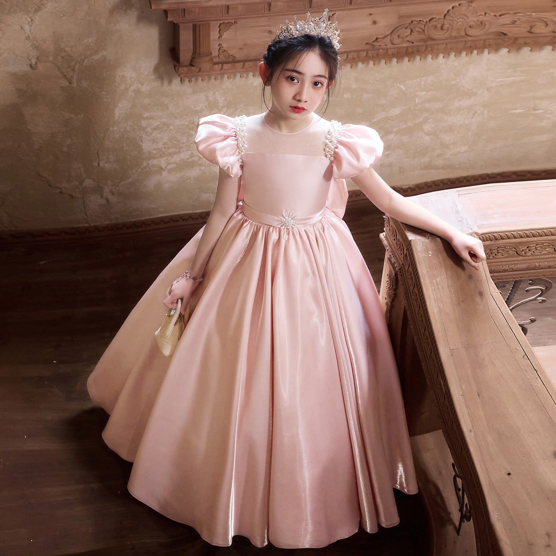 女童晚礼服大童高端轻奢小众主持人生日女孩公主裙儿童钢琴演出服