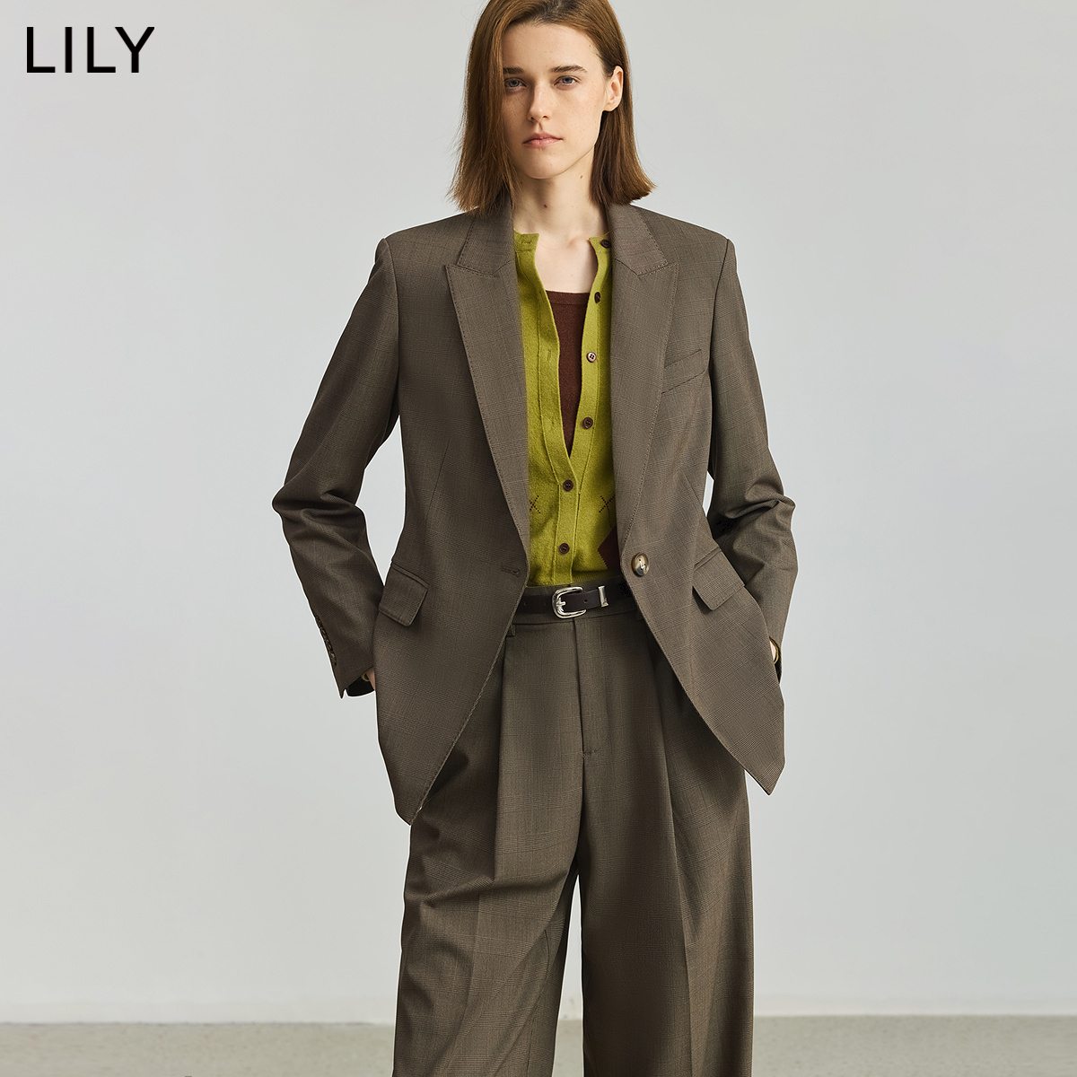 LILY垫肩通勤收腰复古西装外套