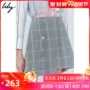 Lily2019 mùa thu mới nữ hit màu kiểm tra bất đối xứng Một từ váy váy nút eo cao eo 6934 - Váy chân váy xếp ly ngang gối