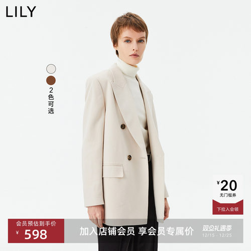 松身不拖沓的裁剪，打造时髦松弛感。