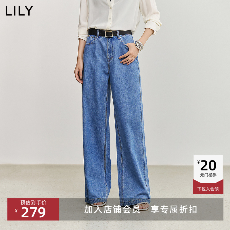 复古高腰设计，轻松塑造黄金腰臀比。