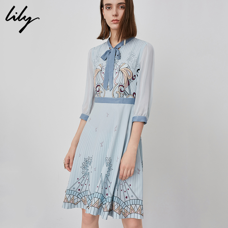 Ô¤ÊÛLily2018ÇïпîÅ®×°ÈÞÃæÆ´½Óϵ´ø·ÛÀ¶ÊÕÑüÓ¡»¨Á¬ÒÂȹ