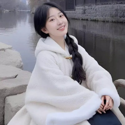 2024秋冬新款仿羊羔毛马面裙大衣